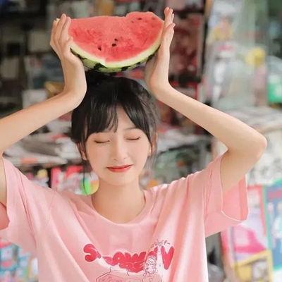 清吧吃瓜女孩,揭秘都市女性的闲聊生活圈