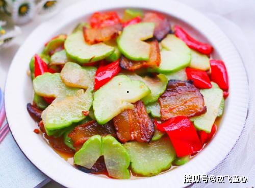 佛手瓜炒菜吃,清新口感，养生佳肴